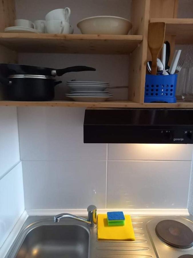 Studio Darija For 2 Persons S Terasom Wi-Fi & Parking Lägenhet Makarska Exteriör bild